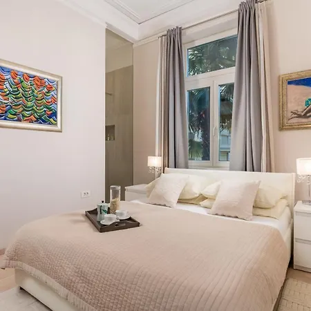 Sokol Center Apartment