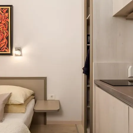 Sokol Center Apartman Abbázia