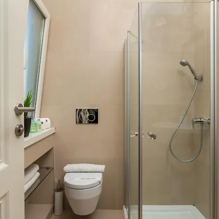 Sokol Center Apartment Opatija